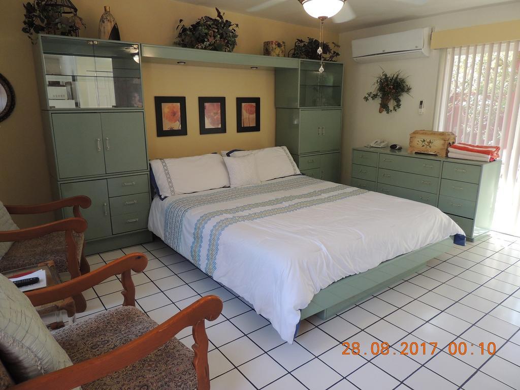 Casa Larrea Inn Palm Desert Zewnętrze zdjęcie
